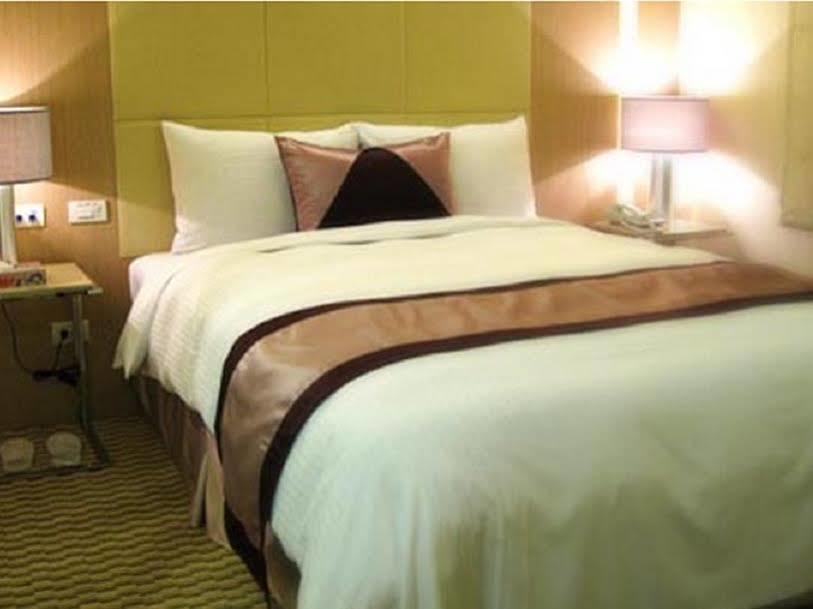 Hotel New California Xindian Zewnętrze zdjęcie